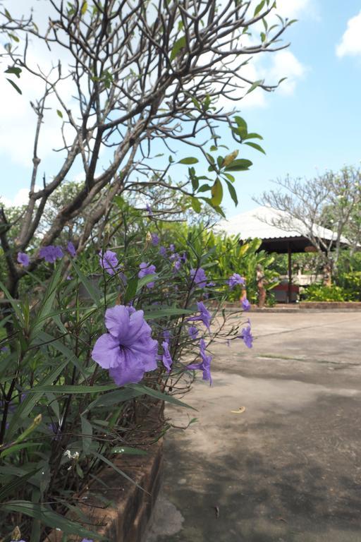 Si Maha Phot Country Inn מראה חיצוני תמונה